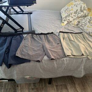 3 Pairs of Adidas Aeroready Mens Shorts Size Large
